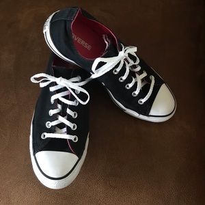 Women’s Converse Sneakers